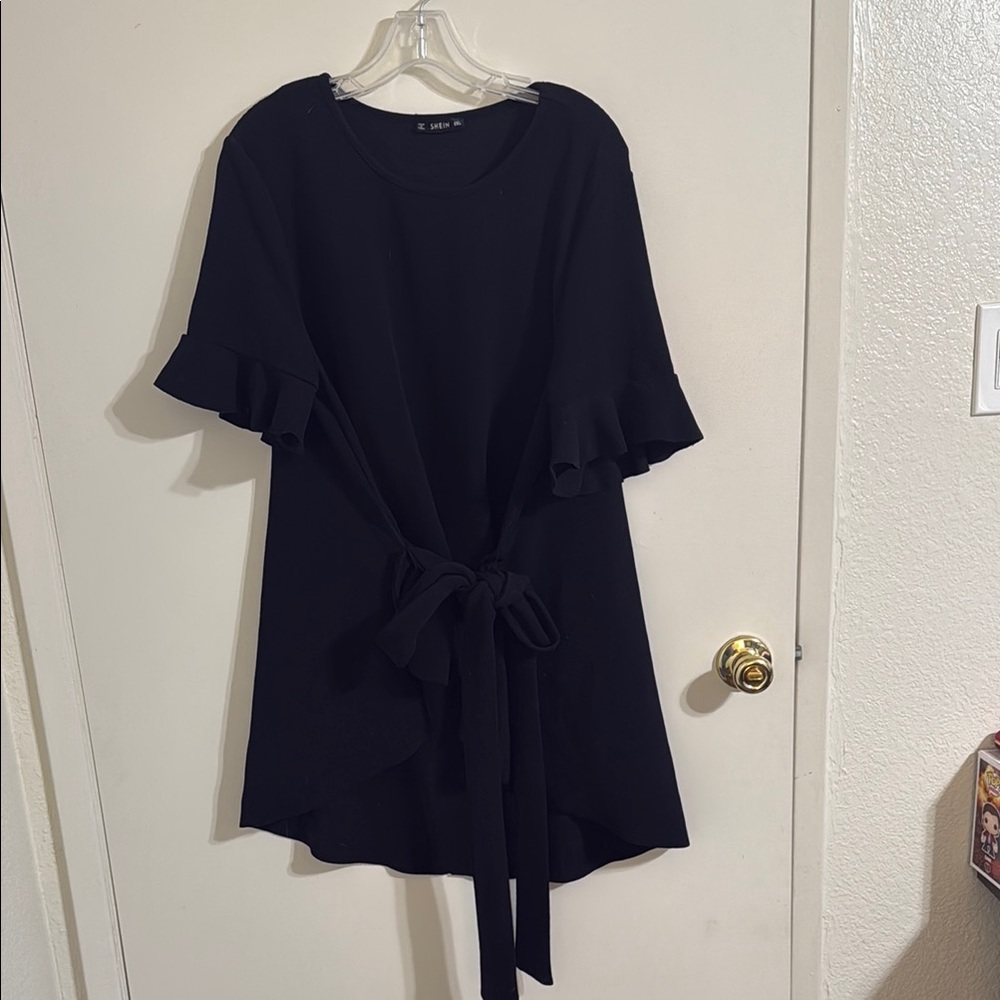 Elegant Black Ruffle Sleeve Top